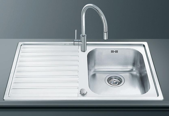 Кухонная мойка SMEG LM861S