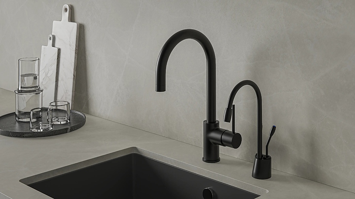 Система мгновенного кипячения воды 2 в 1 ArtisanTech AquaHot 1100 BM, черный матовый