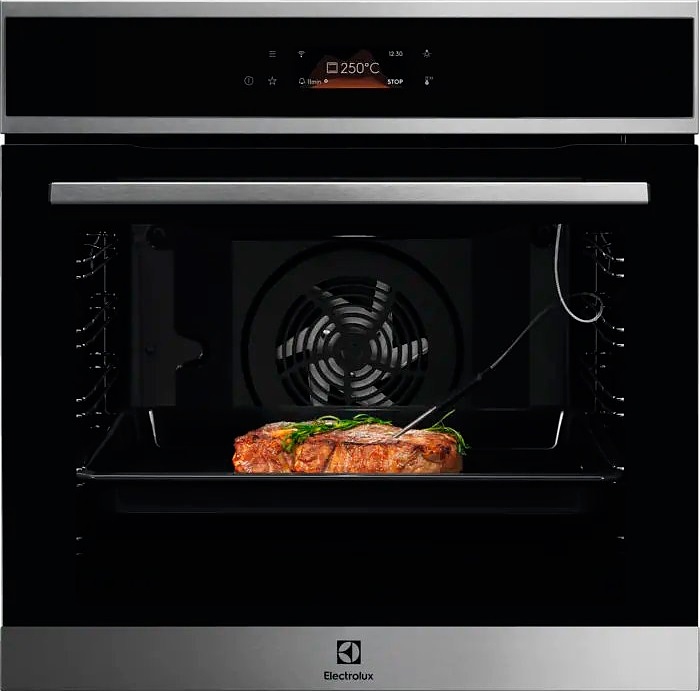 Духовой шкаф с пиролизом Electrolux EOE8P39WX черный / стекло / нерж. сталь