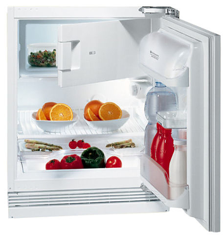 Встраиваемый холодильник Ariston BTSZ 1620 I/HA