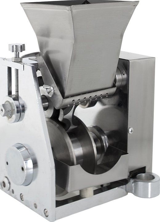 Формующая головка в сборе Foodatlas JGL-135 Полумесяц Ровный 12 ячеек 3-5 г d=100 ш35. Аналог