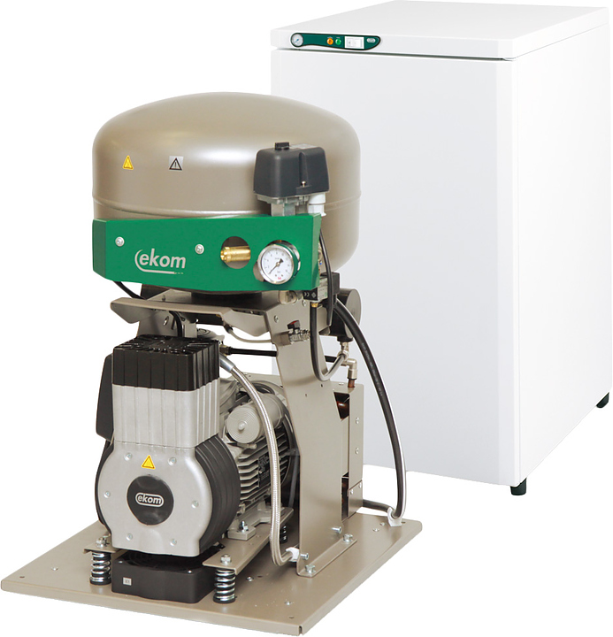 Компрессор Ekom DK50 PLUS S/M (5-7 бар, 58-68 л/мин., осушитель, шумопоглощ. шкаф)