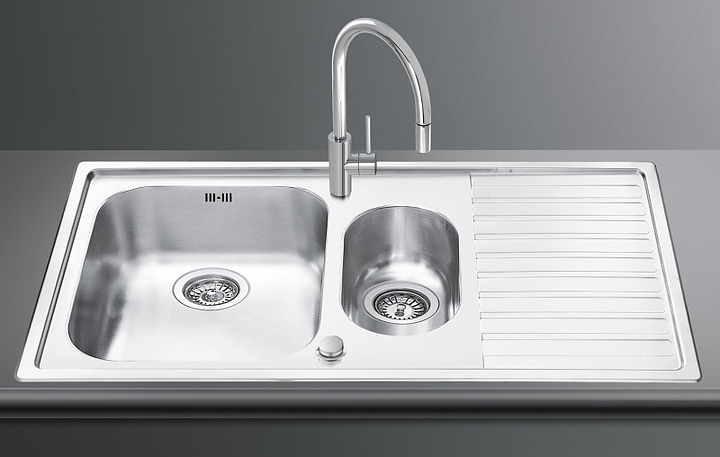 Кухонная мойка SMEG LLR102