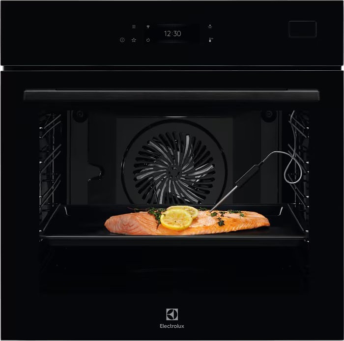 Духовой шкаф комбинированный с паром Electrolux COB8S39WZ черный / стекло