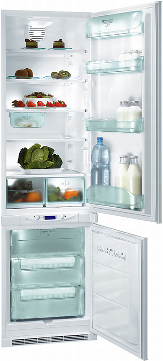 Встраиваемый холодильник Ariston BCB 333 B GE