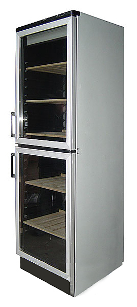 Винный шкаф Vestfrost VKG 570 SR
