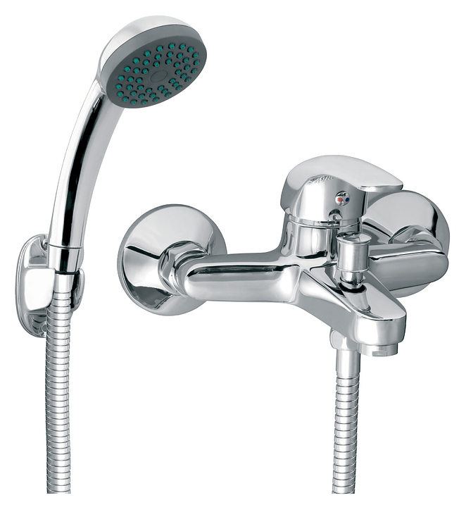 Смеситель для ванны настенный с гарнитуром FERRO VASTO BVA11 хром