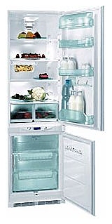 Встраиваемый холодильник Ariston BCB 313 A WE I