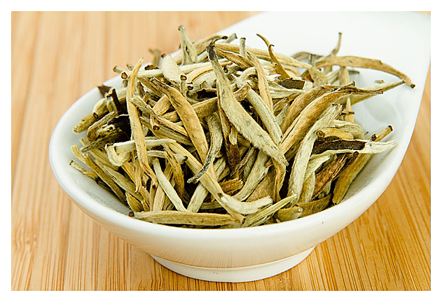 Зеленый чай Хуа Чжень Ван (Жасминовая иголка)