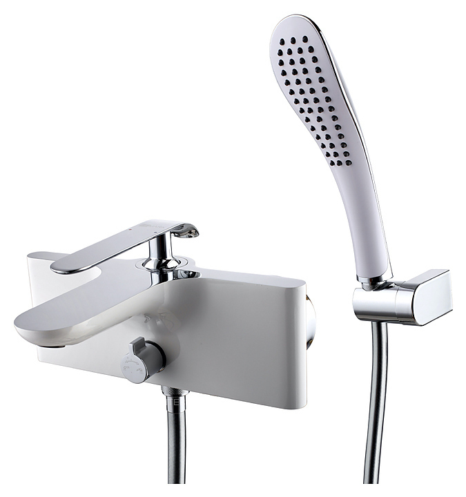 Смеситель для ванны и душа LEMARK Melange LM4914CW с коротким изливом, хром/белый
