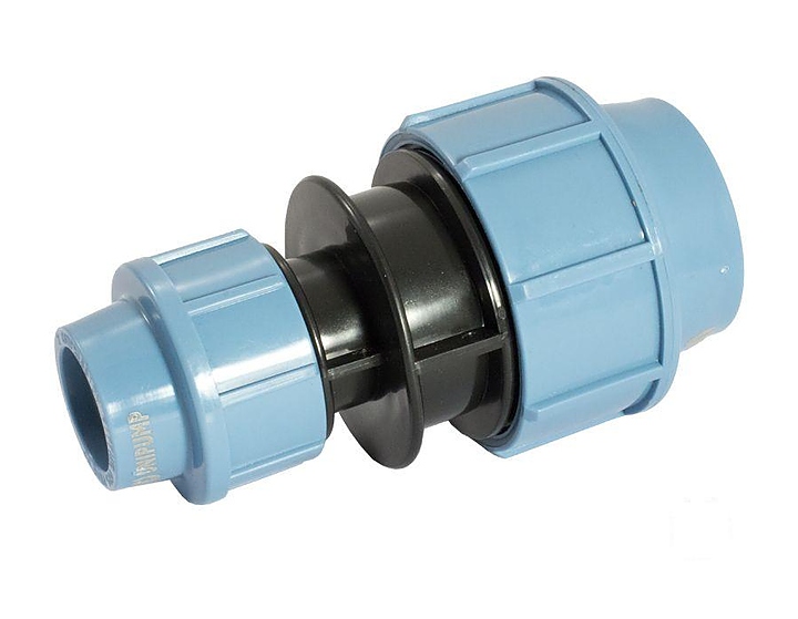 Фитинг Unipump для труб ПНД редукционное прямое соединение D25x20