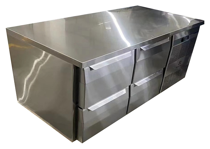 Стол холодильный Yukon QRL2140