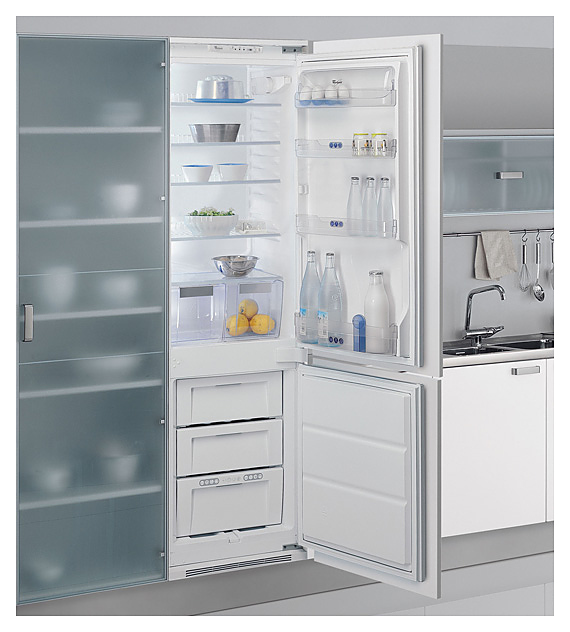 Встраиваемый холодильник Whirlpool ART 483
