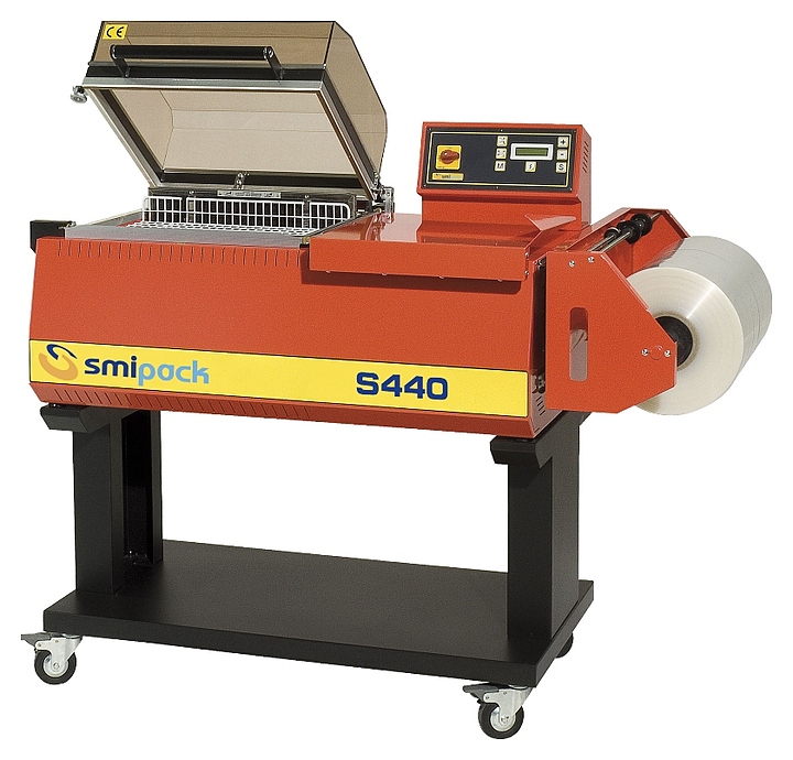 Термоусадочная упаковочная машина камерного типа SmiPack S-440