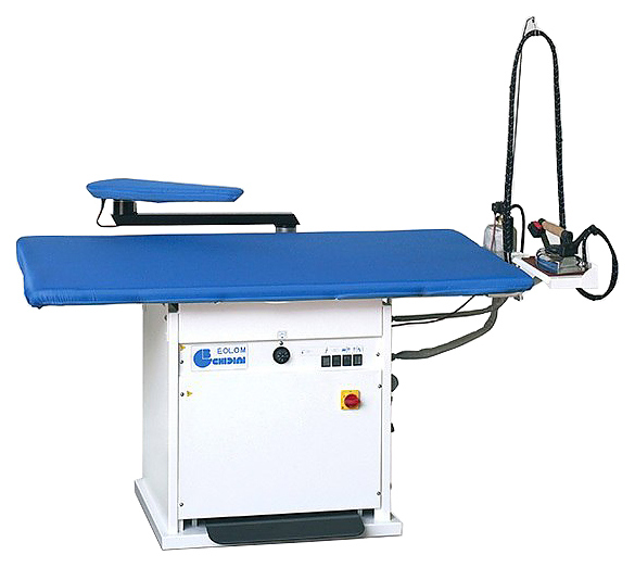 Гладильный стол Ghidini EOLO M (парогенератор, рукав)