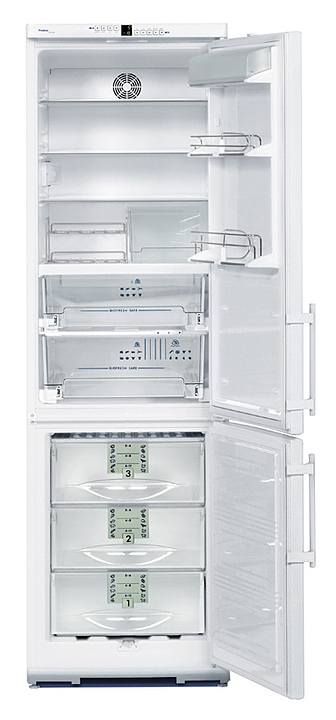 Холодильник Liebherr CBP 4056